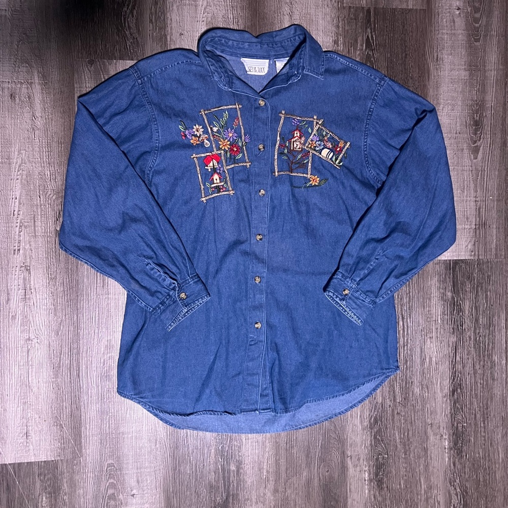 Casey & Max Denim birdhouse  floral Embroidered  Button Down Shirt Cottagecore